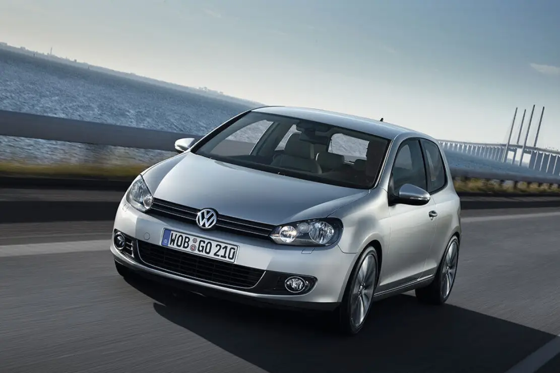 Volkswagen Golf VI